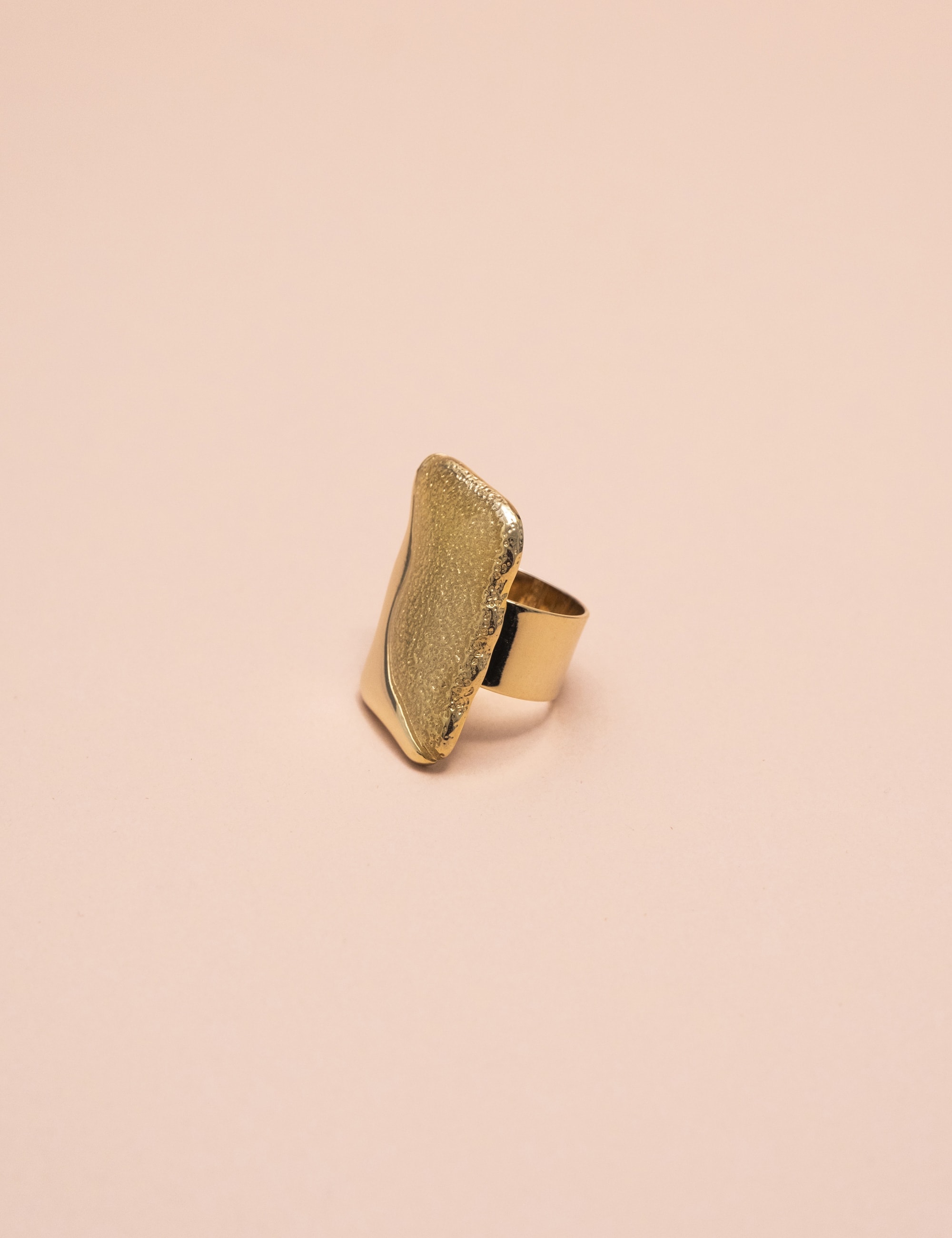 ANEL LOSANG ESMALTADO DOURADO B2B - AN2969VO01