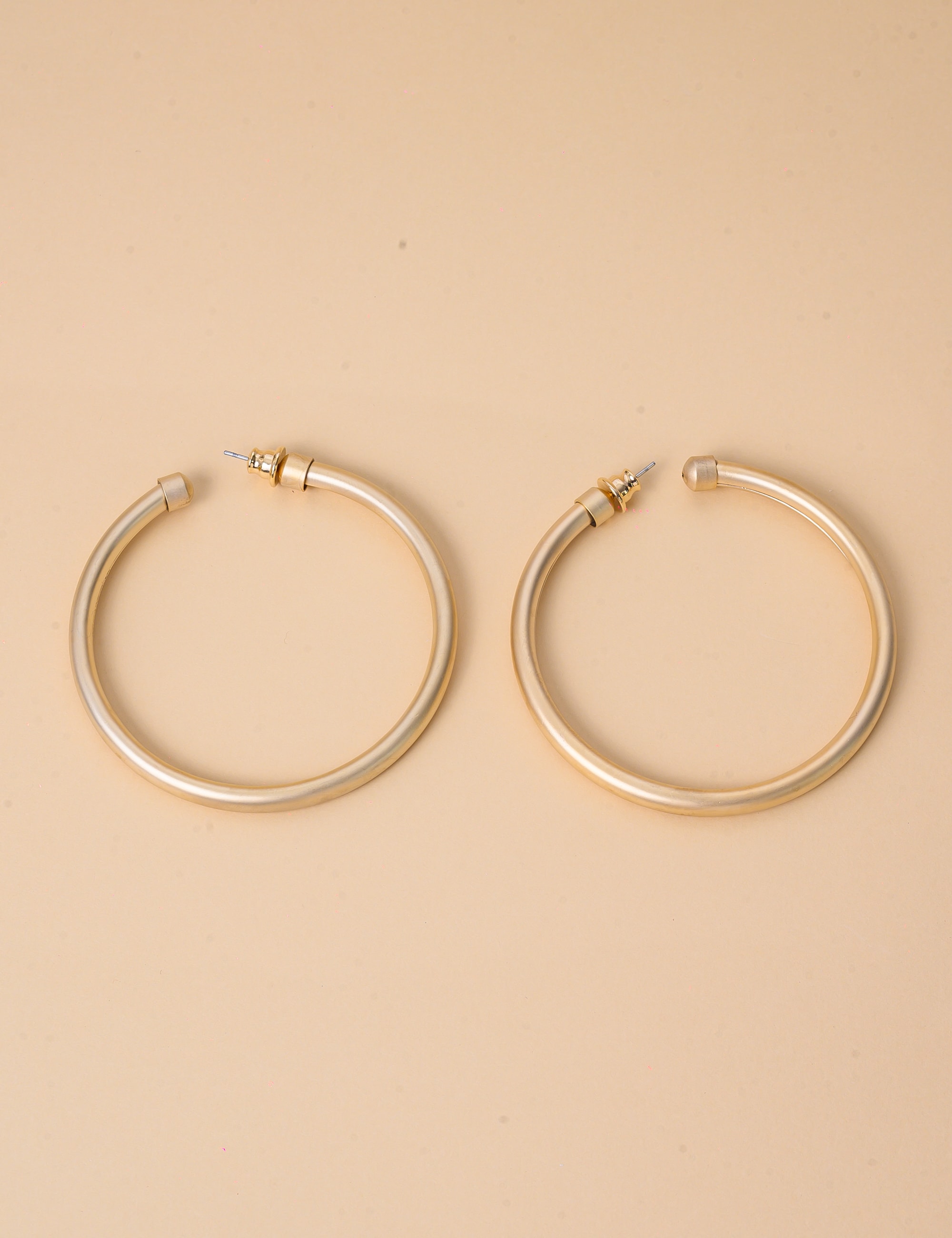 ARGOLA METAL OURO FOSCO G