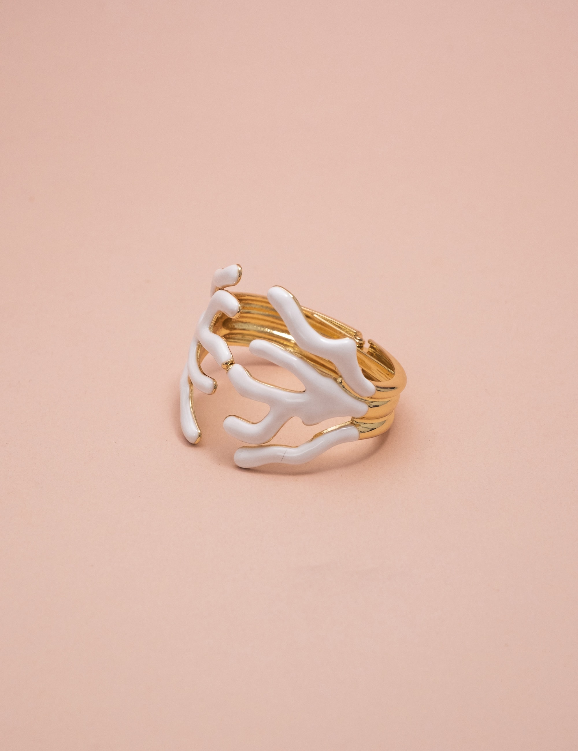 BRACELETE CORAL ESMALTADO BRANCO B2B - BC29014VO01