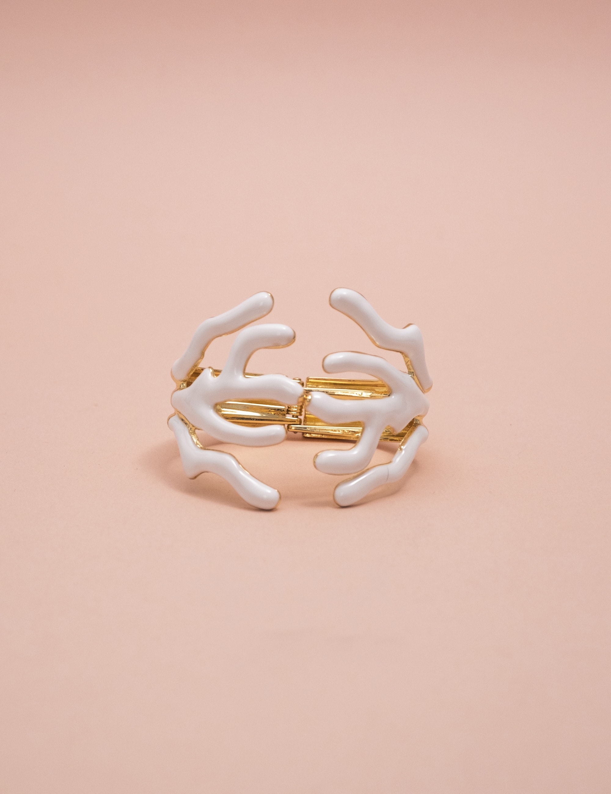 BRACELETE CORAL ESMALTADO BRANCO B2B - BC29014VO01