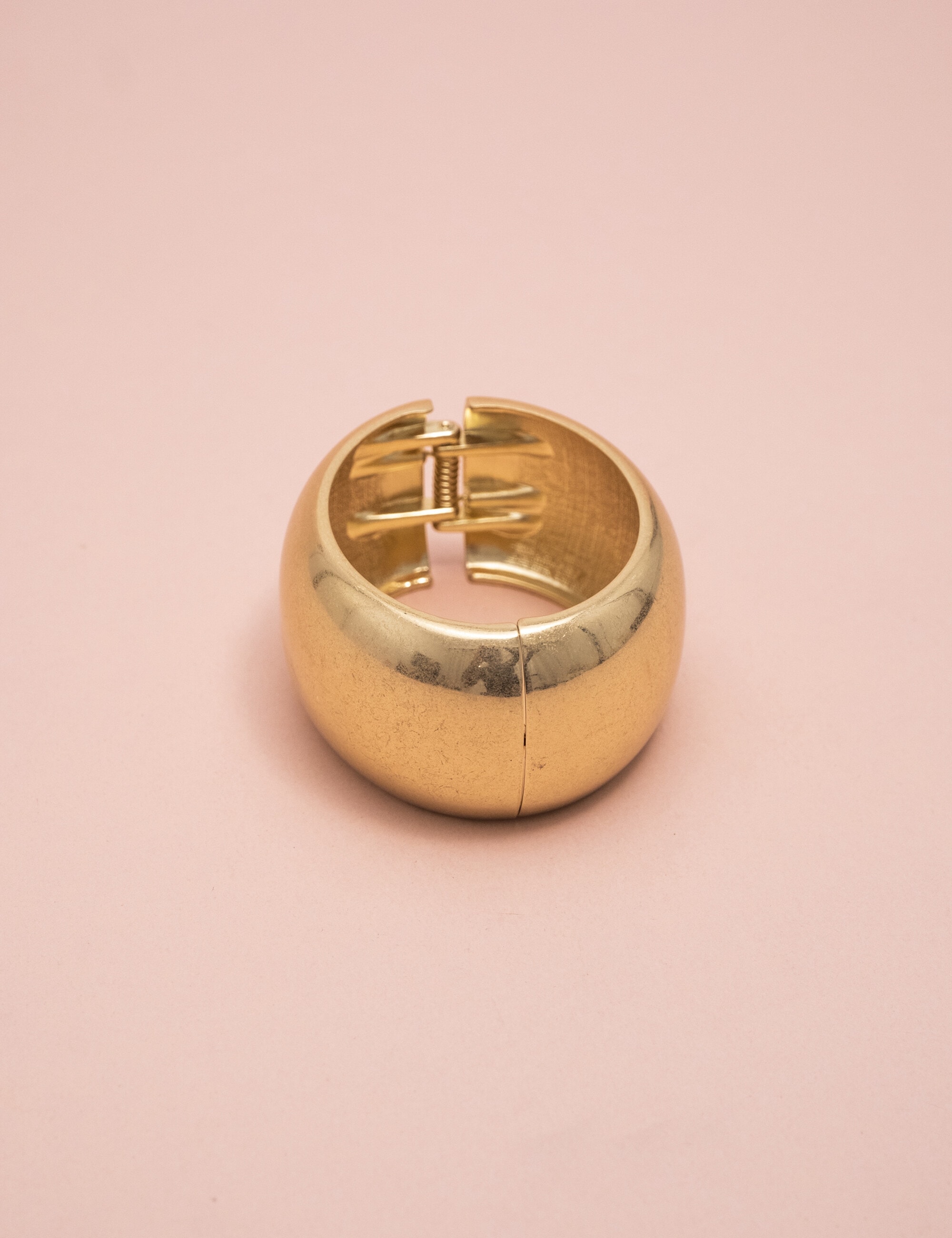BRACELETE METAL ACETINADO OURO B2B - BC2953VO01