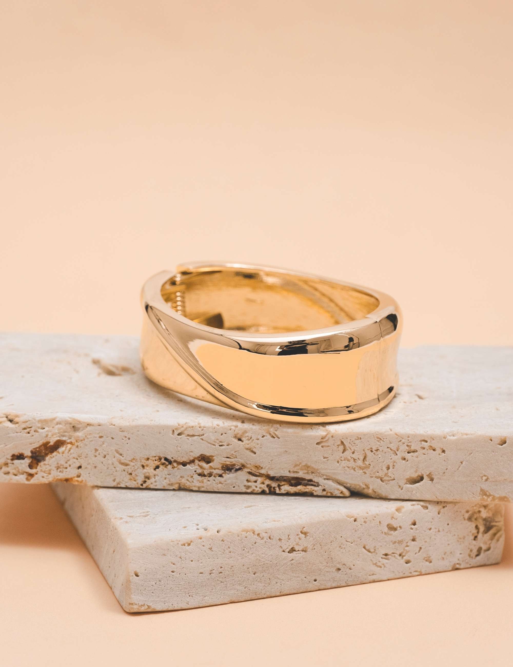 BRACELETE METAL OURO - BC2902VO02-U