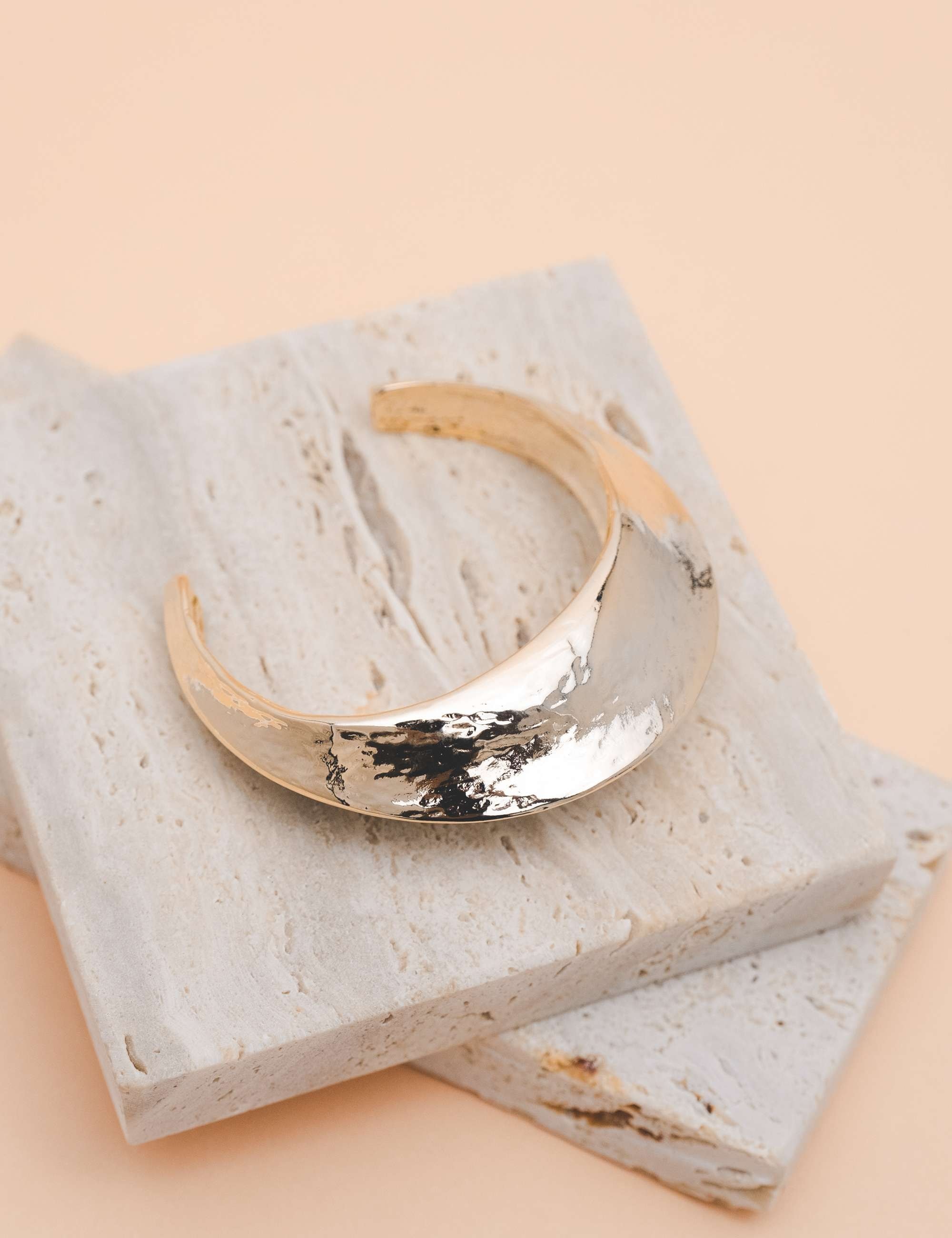 BRACELETE METAL OURO - PU2406VO01