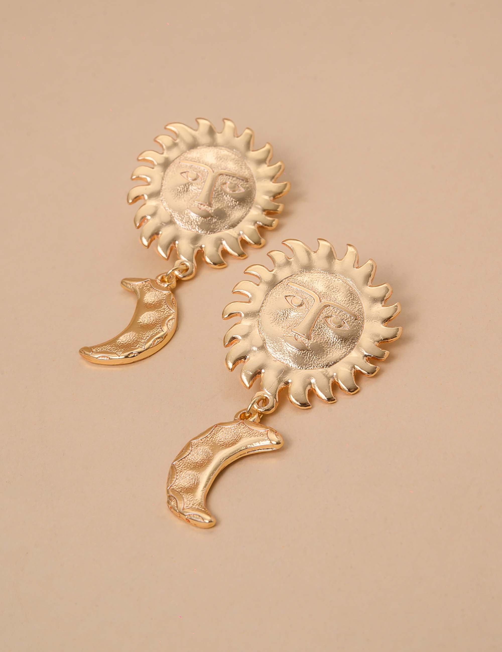 BRINCO METAL OURO  ASTROS -BR29171VO01