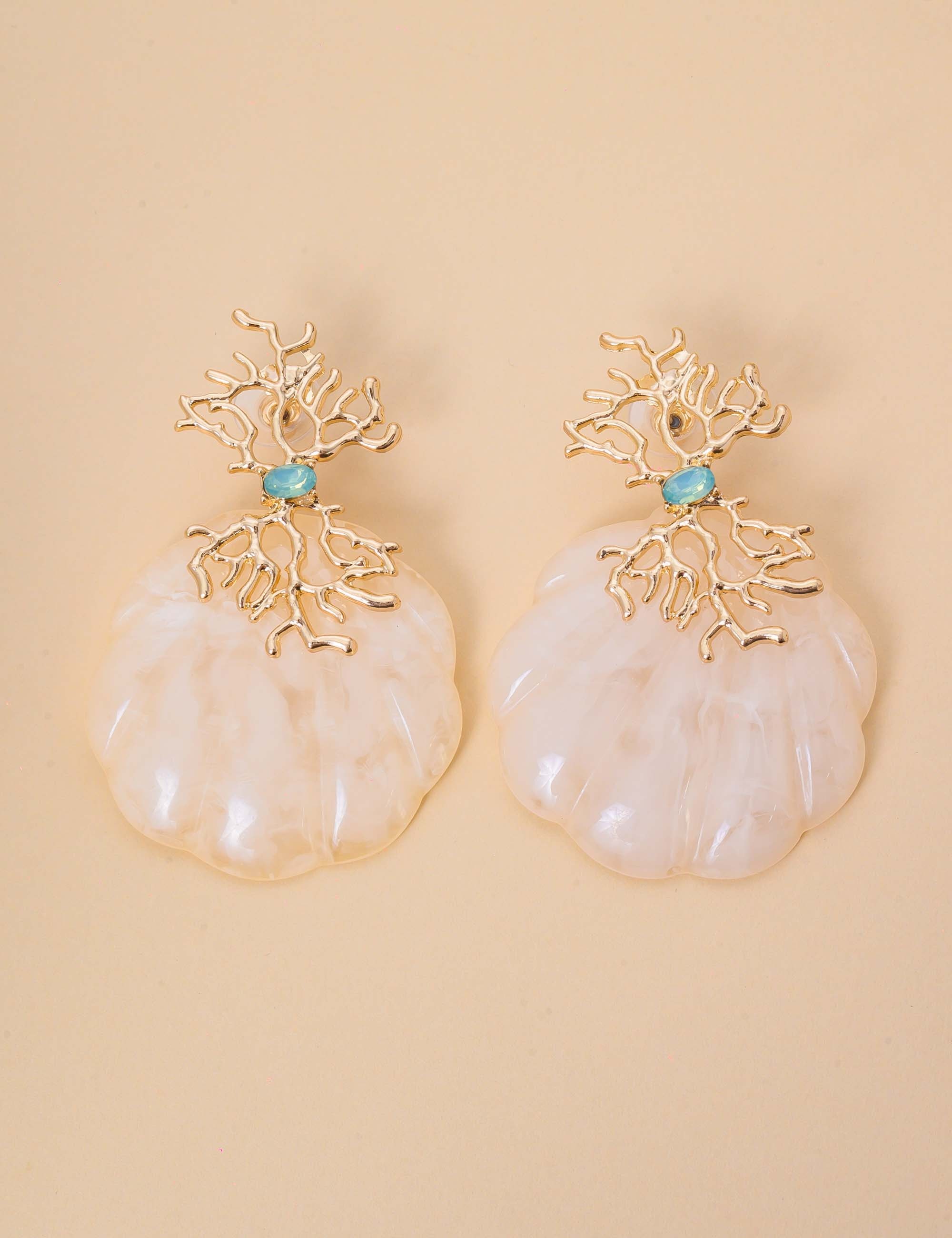 BRINCO OURO RESINA CONCHA OFF-WHITE - BR29237VO17