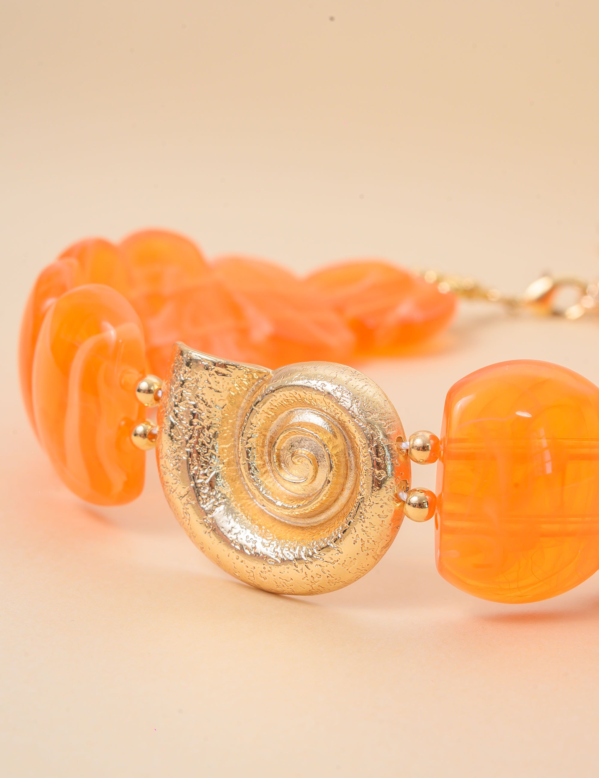 COLAR CHOKER RESINA CONCHA - CO29329