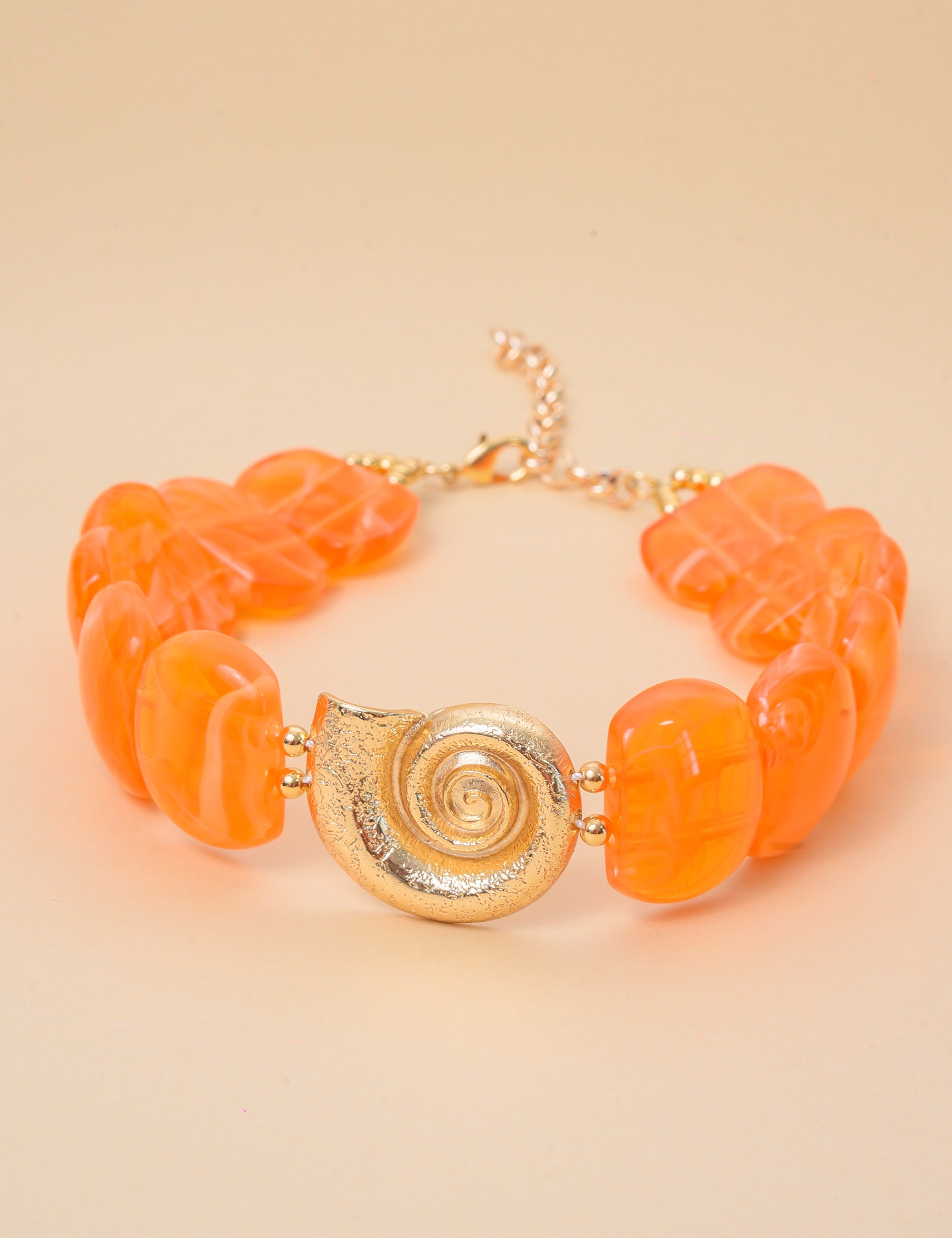 COLAR CHOKER RESINA LARANJA CONCHA - CO29329VO08