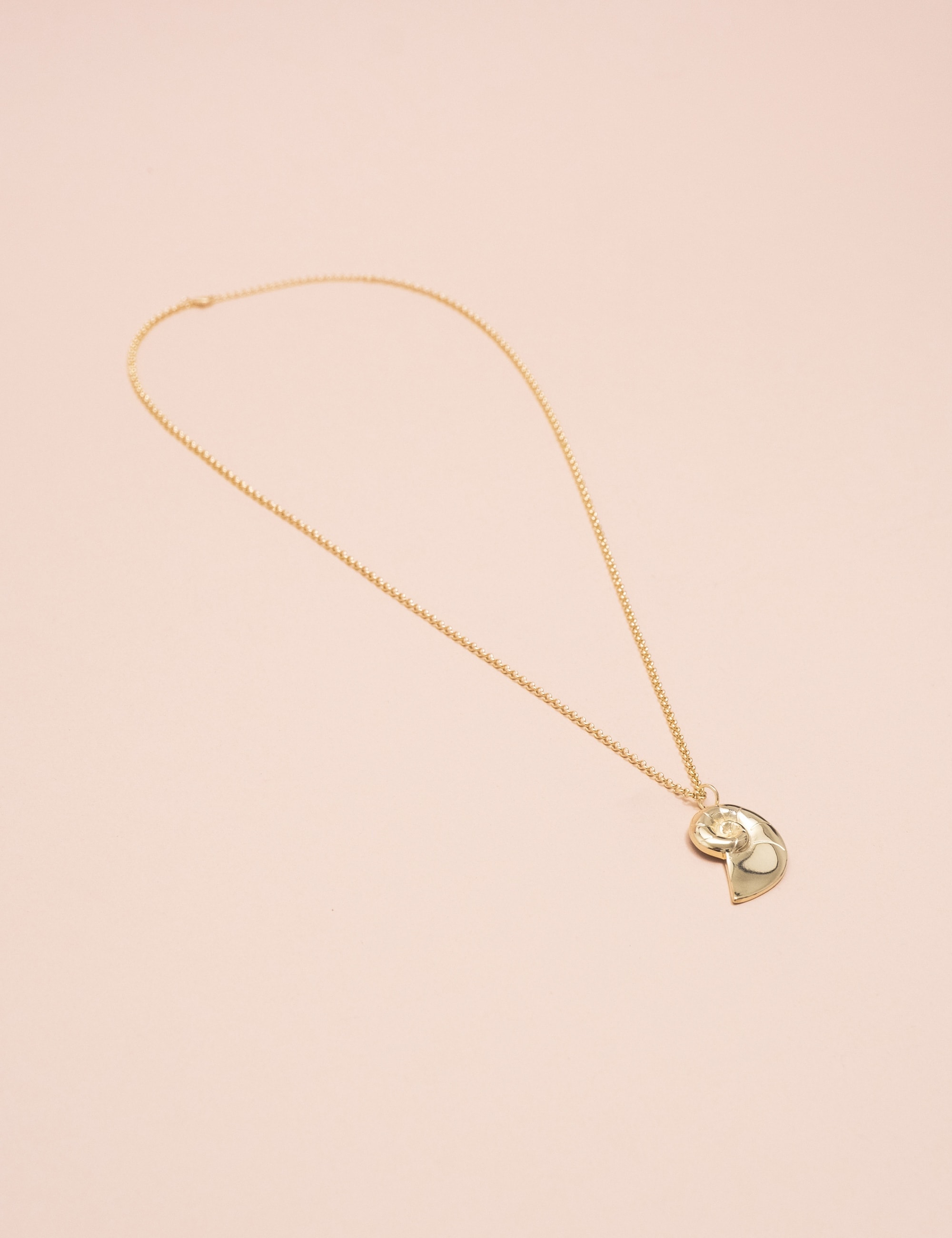 COLAR CONCHA OURO - CO29056VO01
