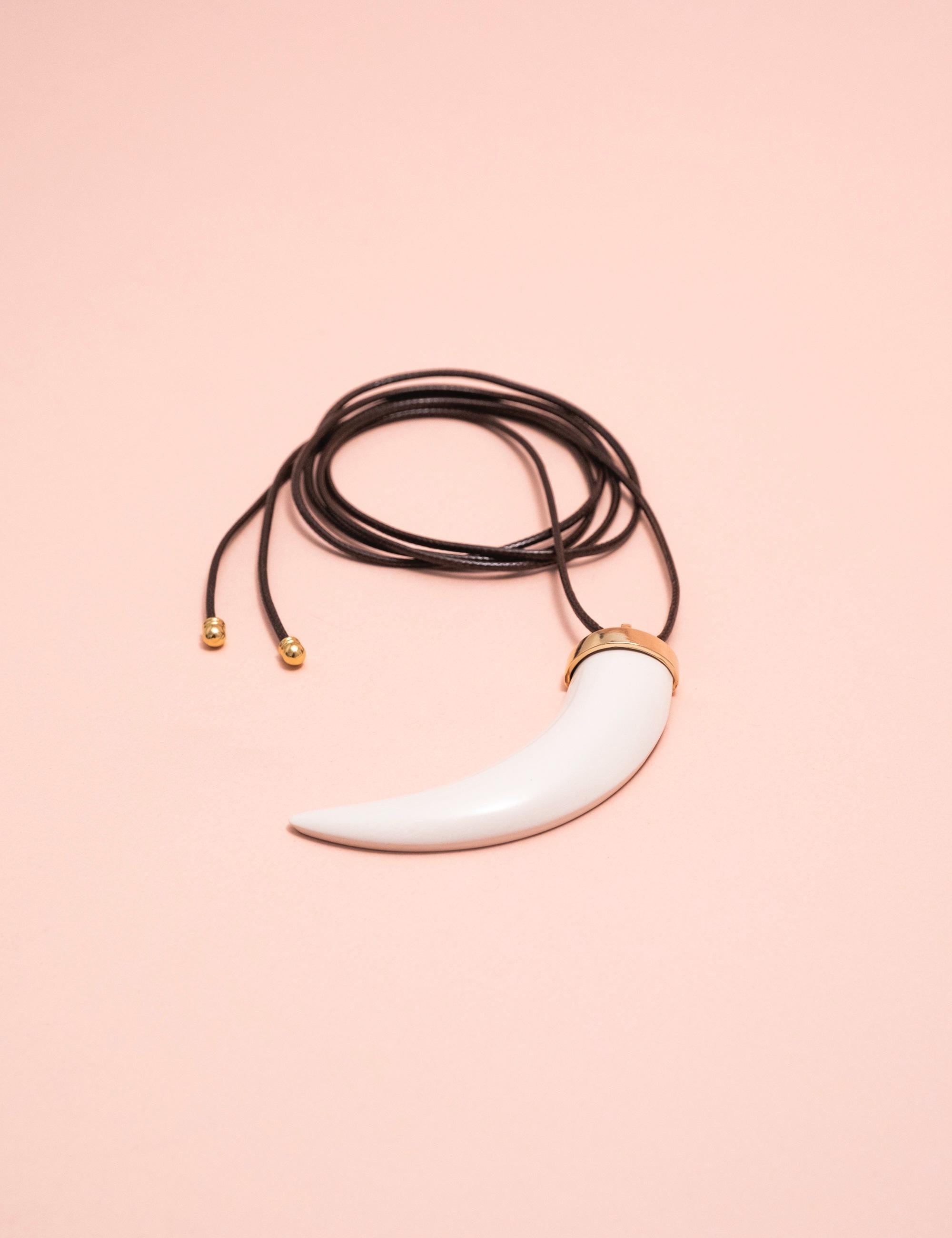COLAR DENTE BRANCO - CO29121VO04