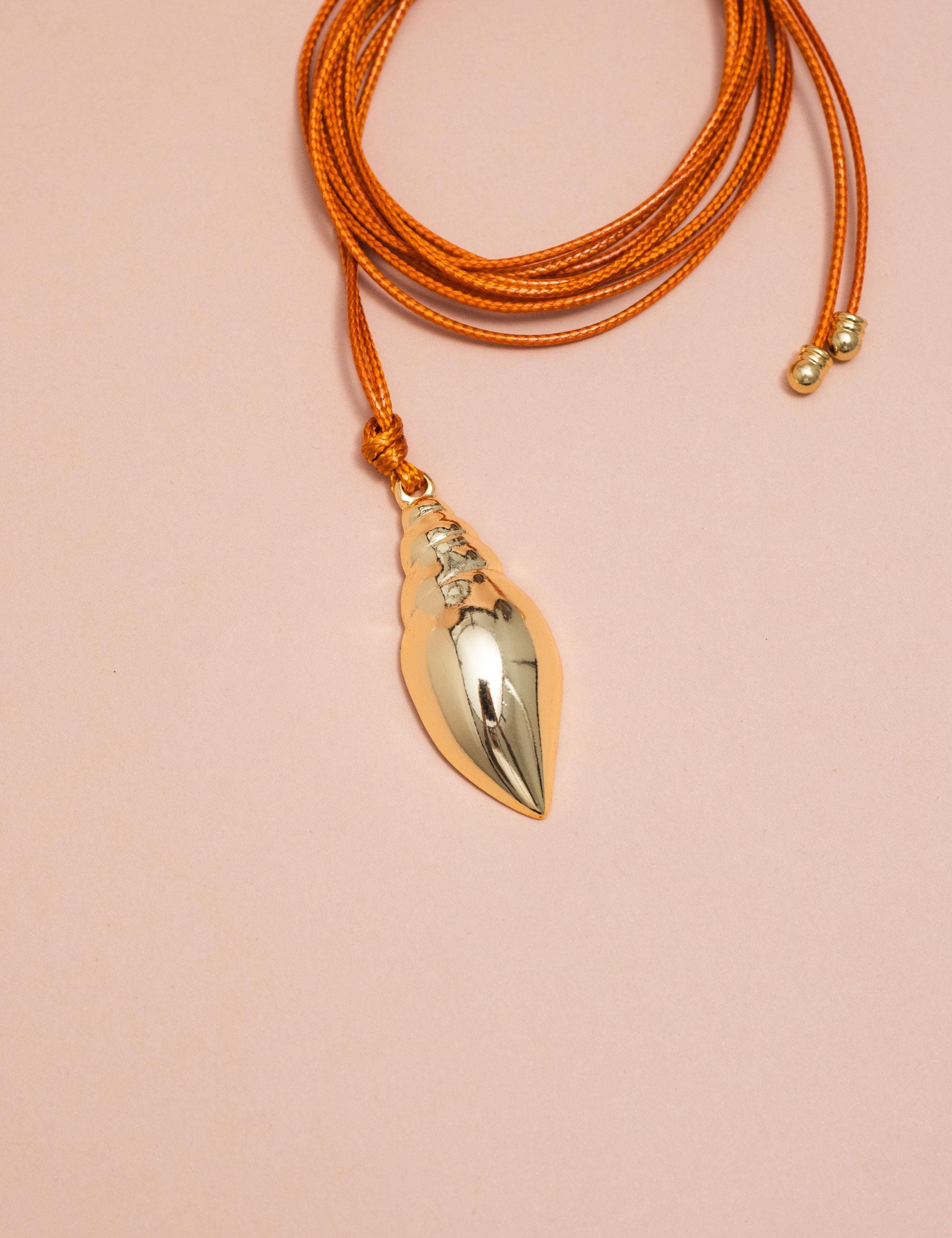 COLAR FIO CONCHA OURO B2B - CO3047VO01