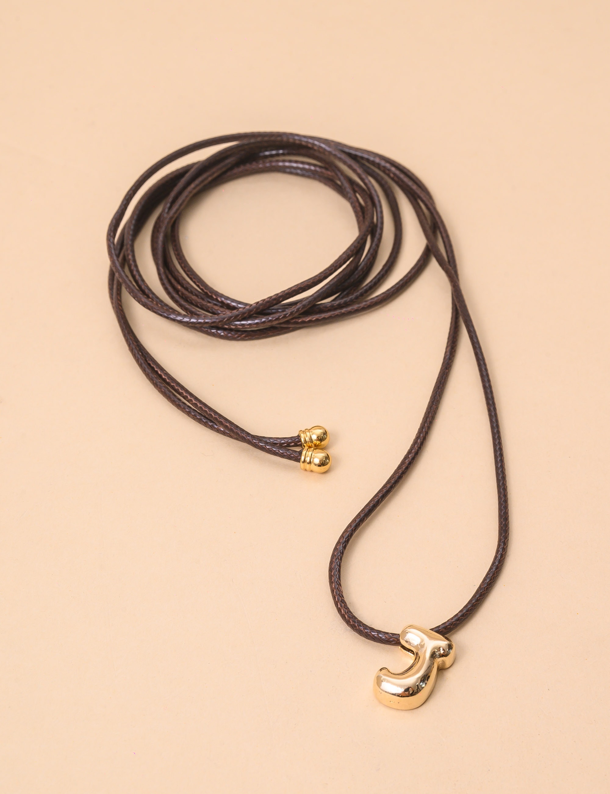 COLAR FIO PINGENTE J  MARROM - CO29208VO011