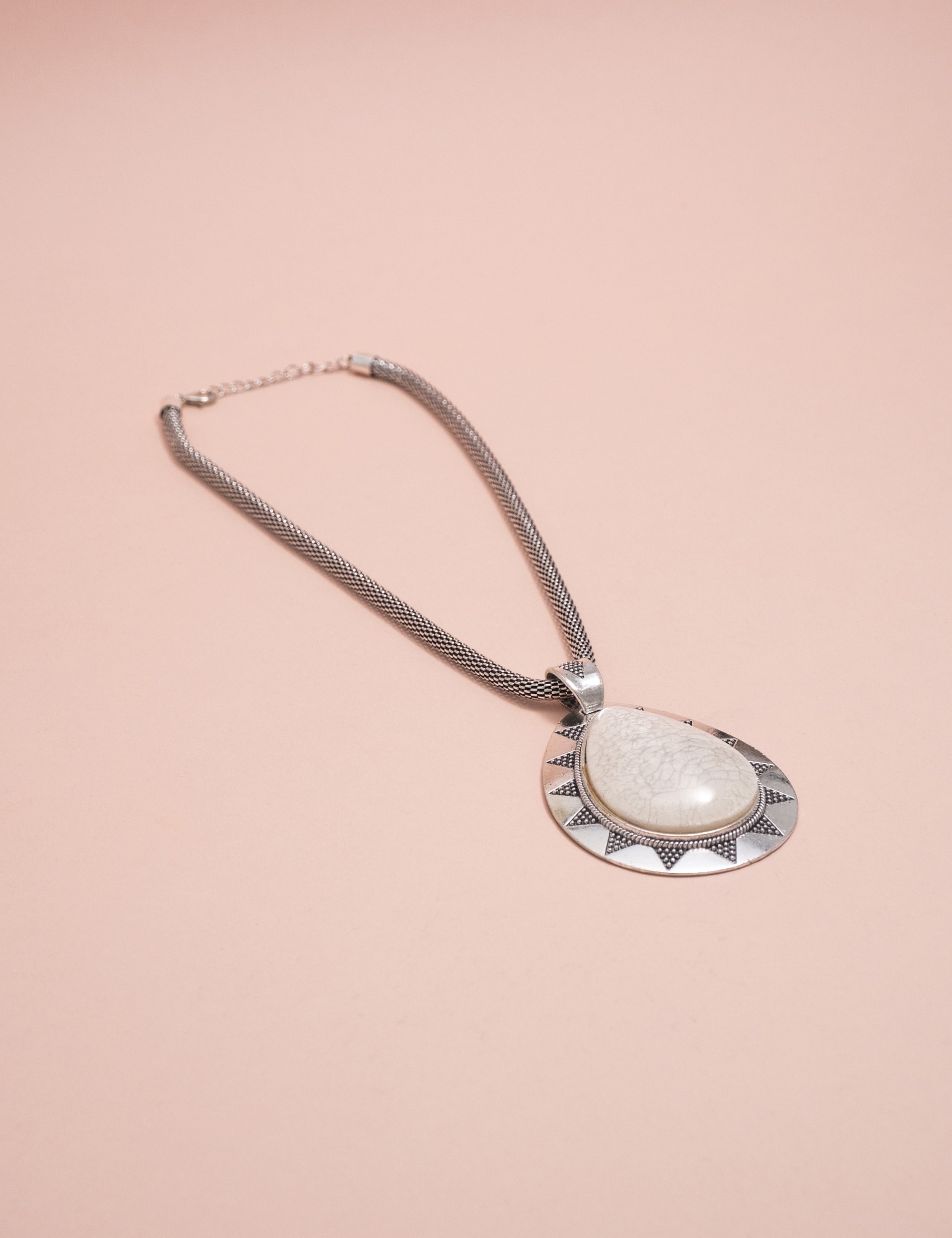 COLAR GOTA BRANCO PRATA VINTAGE B2B - CO29098VO07