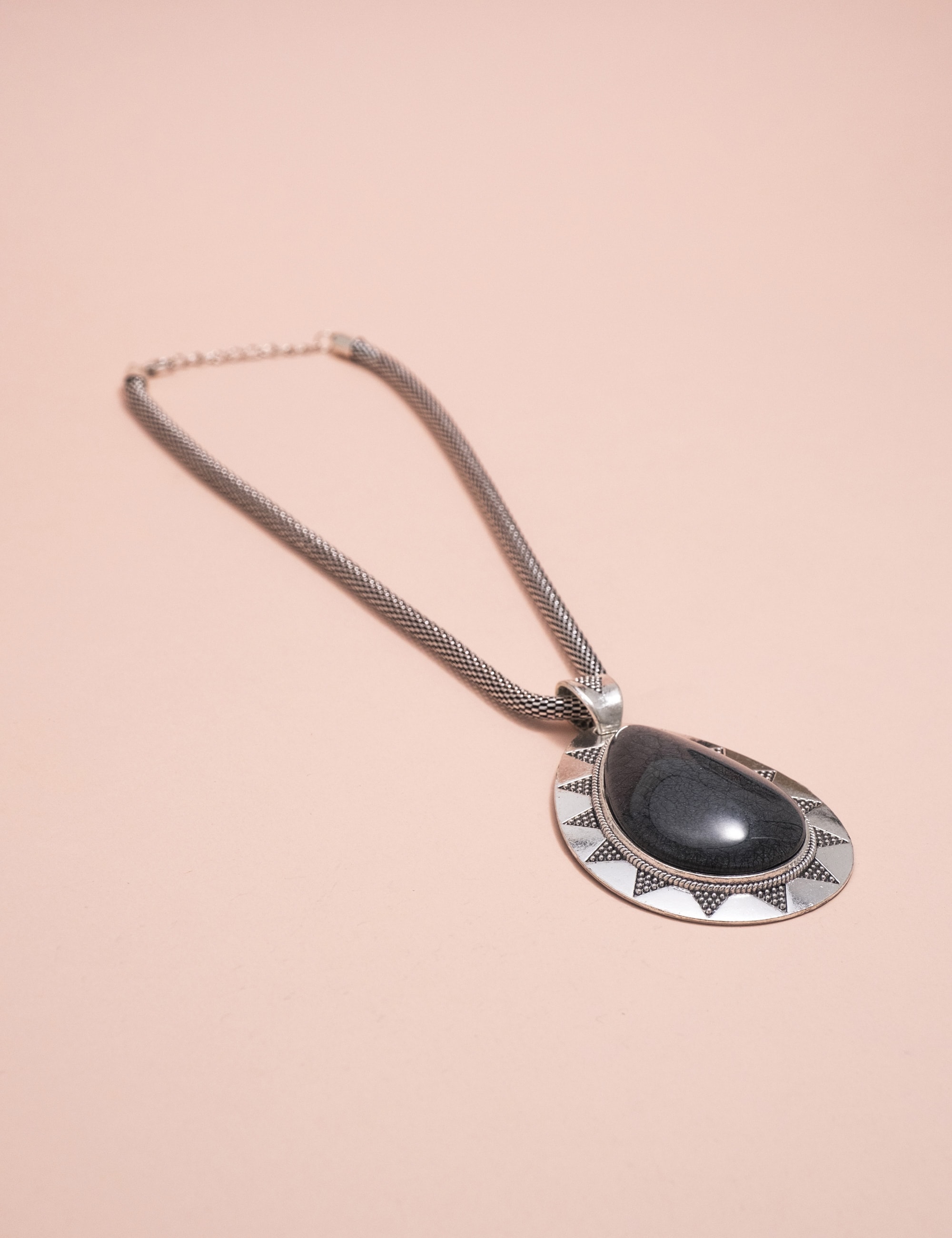 COLAR GOTA PRETO PRATA VINTAGE - CO29098VO08