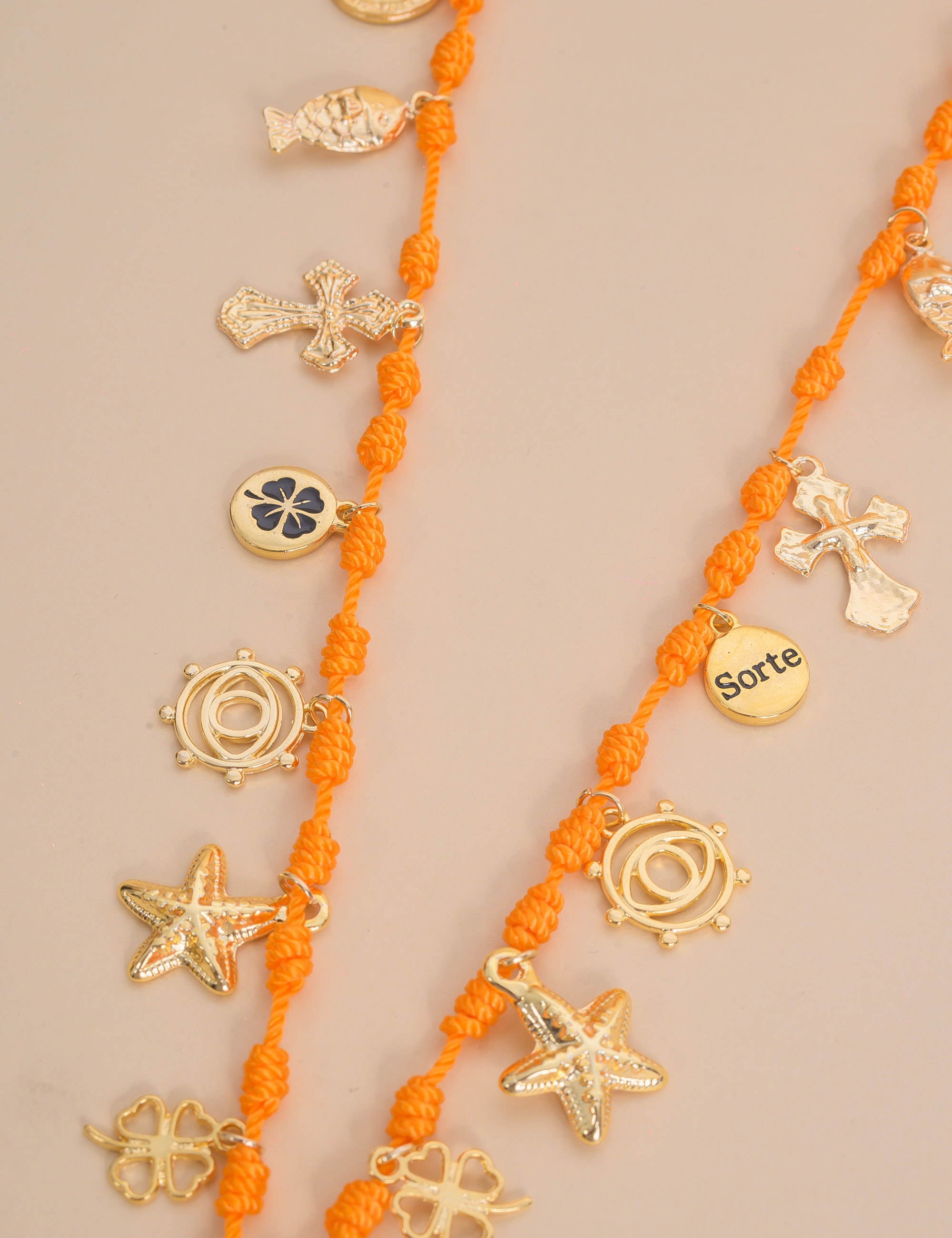 COLAR LONGO PINGENTES DOURADOS LARANJA  - CO29373VO08