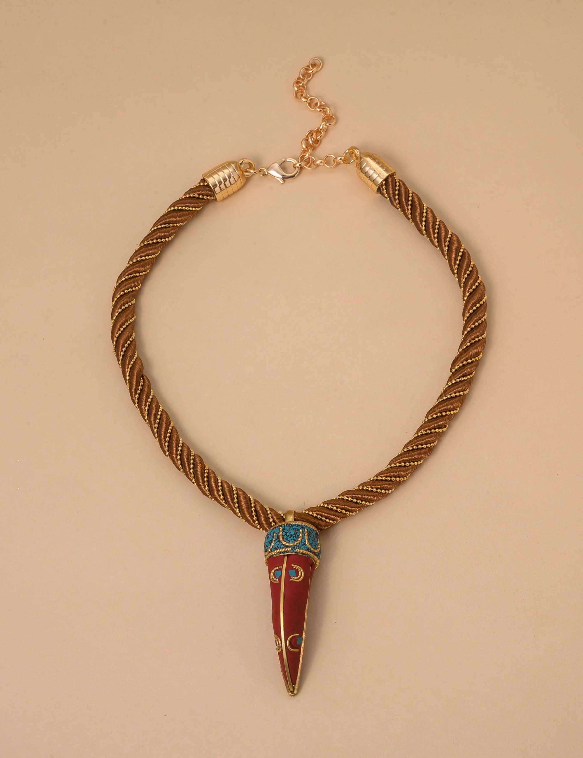 COLAR MARROM TORCIDO DENTE VINHO - CO29161