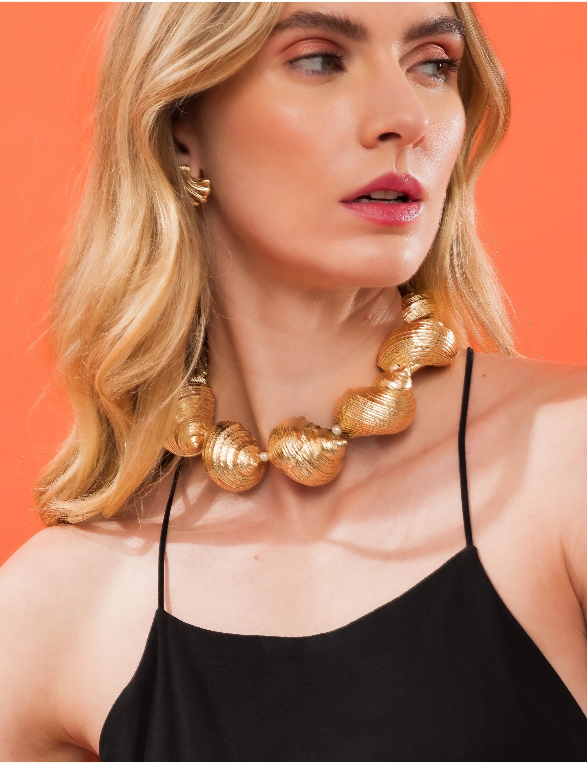 COLAR MAXI CONCHA GOLD B2B - CO3051VO01