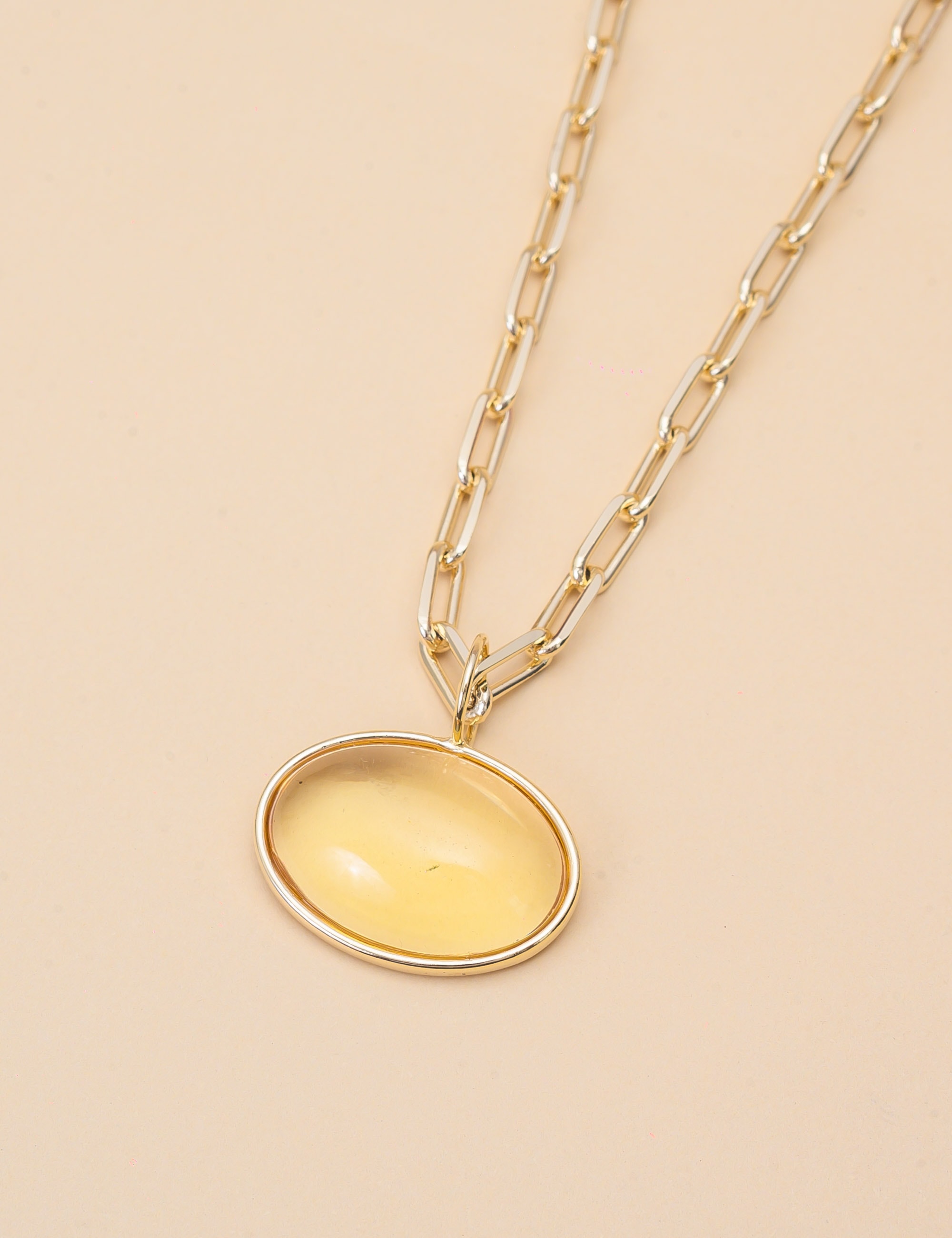 COLAR OURO CARTIER PINGENTE CRISTAL RESINADO AMARELO OVAL - CO29383VO071