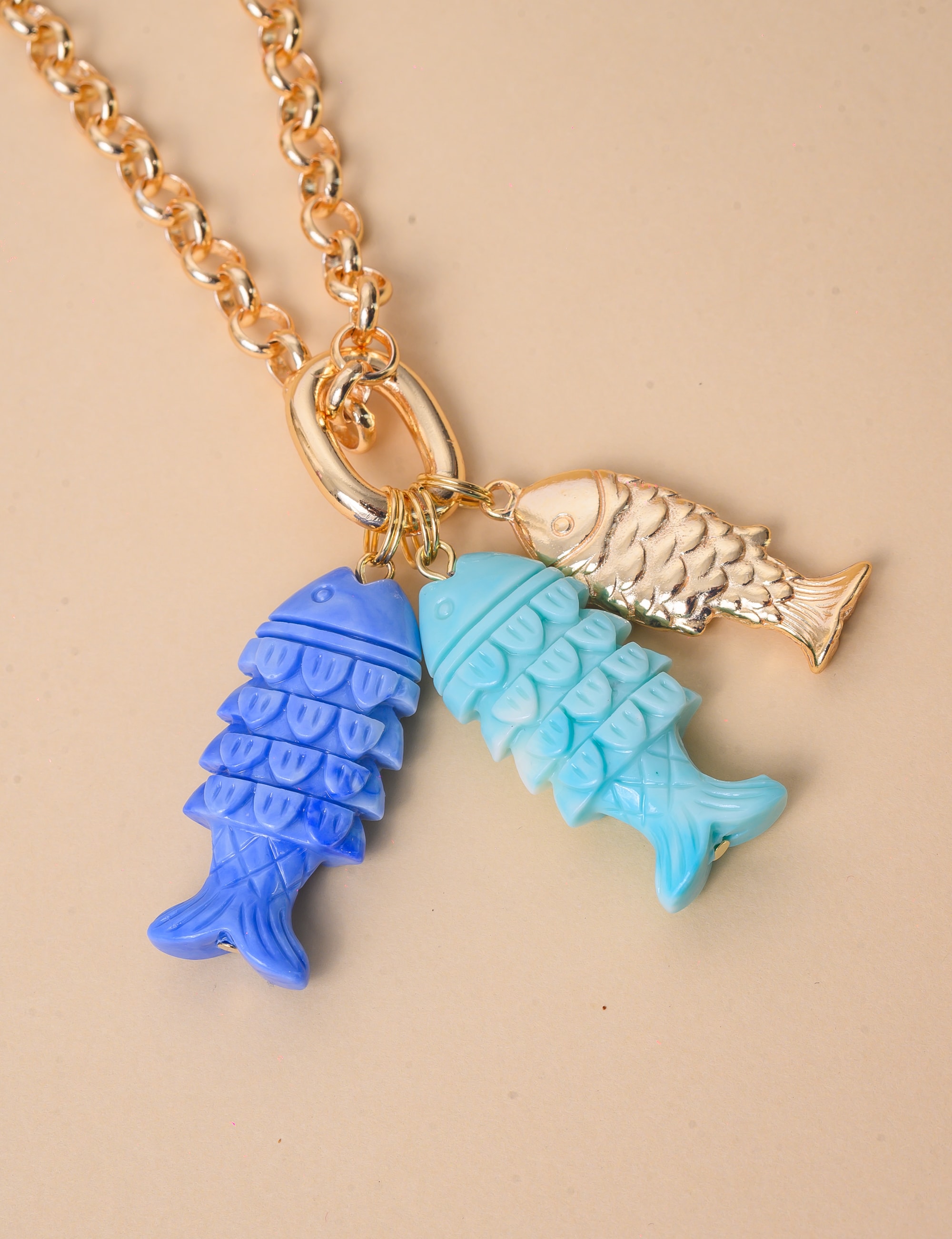 COLAR PINGENTE TRIO PEIXES - CO29319