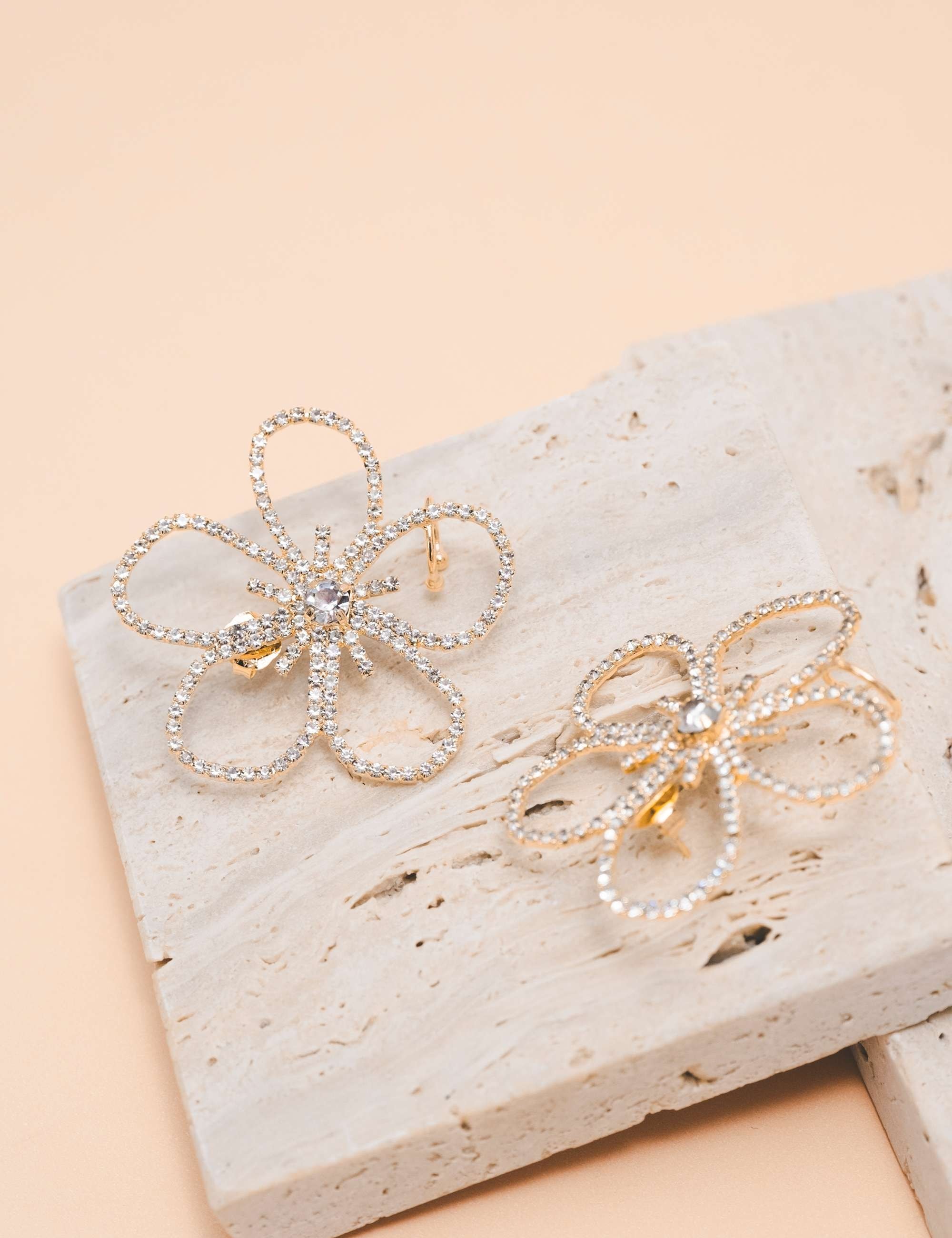 EARCUFF FLOR OURO - BR2643VO01