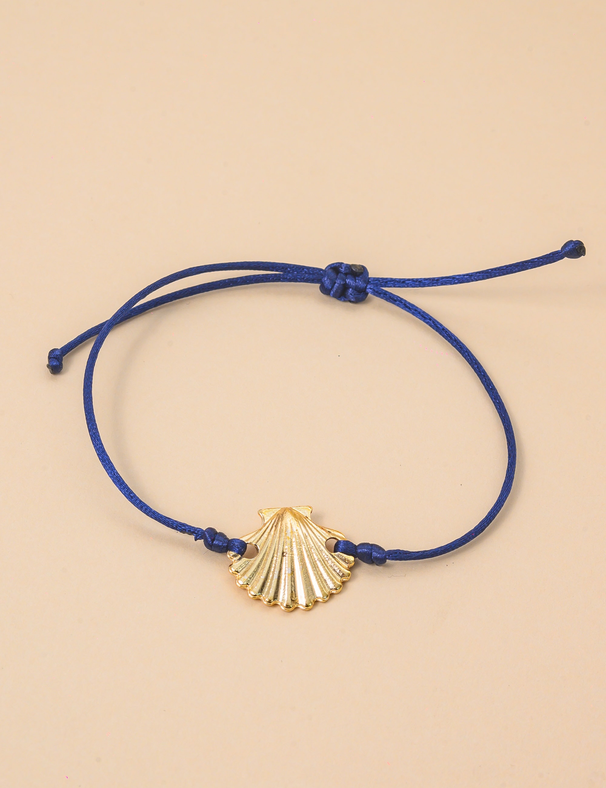 PULSEIRA FIO AZUL PINGENTE CONCHA - PU29069VO03