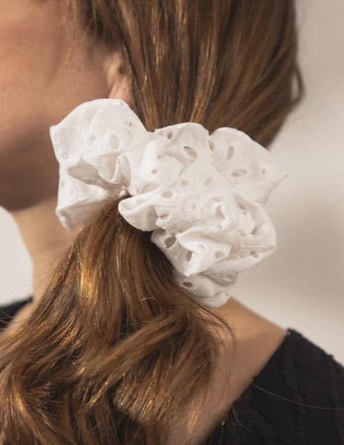 SCRUNCHIE LIS WHITE - SC2901VO01